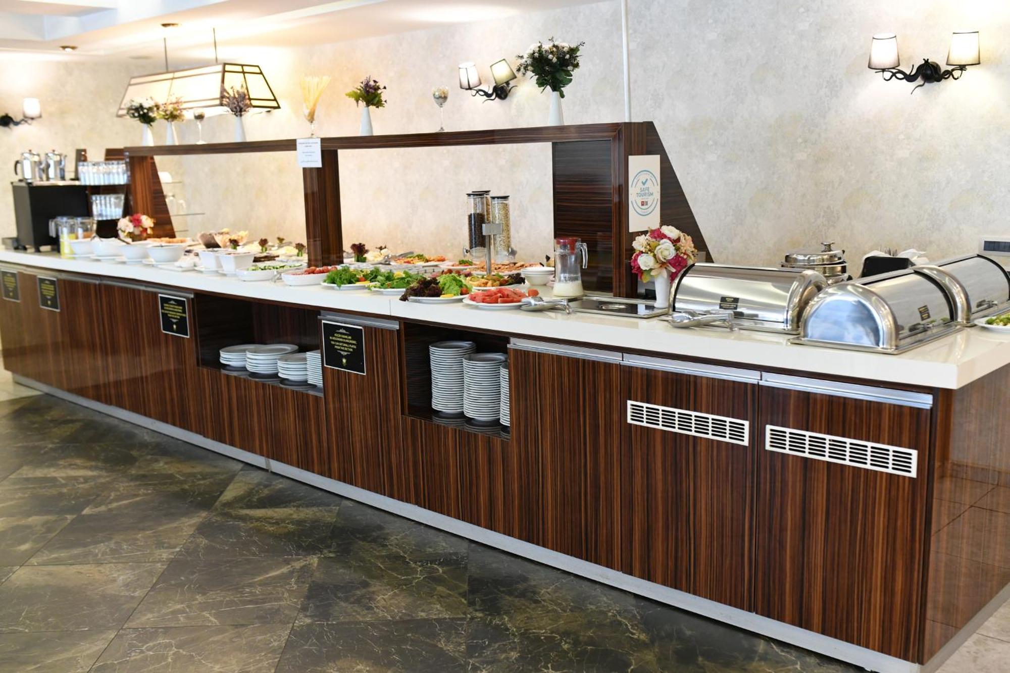 Royal Hotel Inegol Buitenkant foto