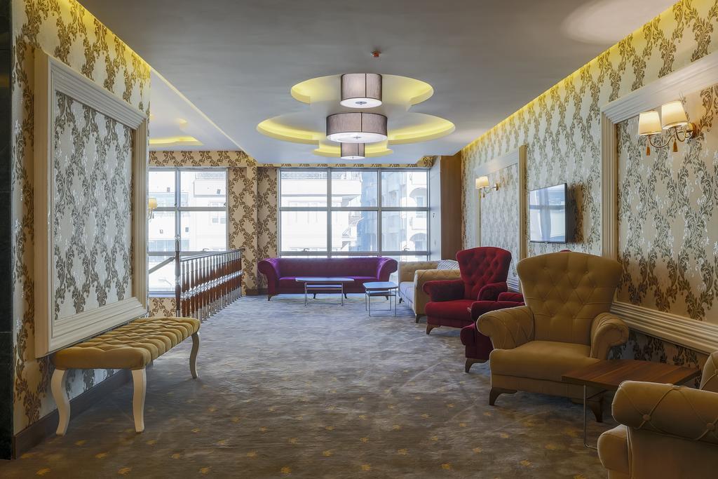 Royal Hotel Inegol Buitenkant foto