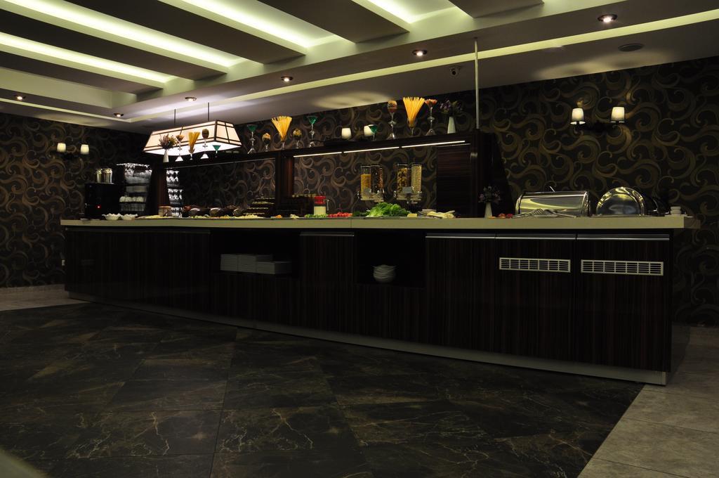 Royal Hotel Inegol Buitenkant foto